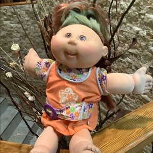 Cabbage Patch Kids Doll 2007 Green Red Braid Hair CPK Flowers Shirt Brown Eyes